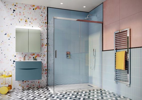 1700 Sliding Door with 800 Side Panel