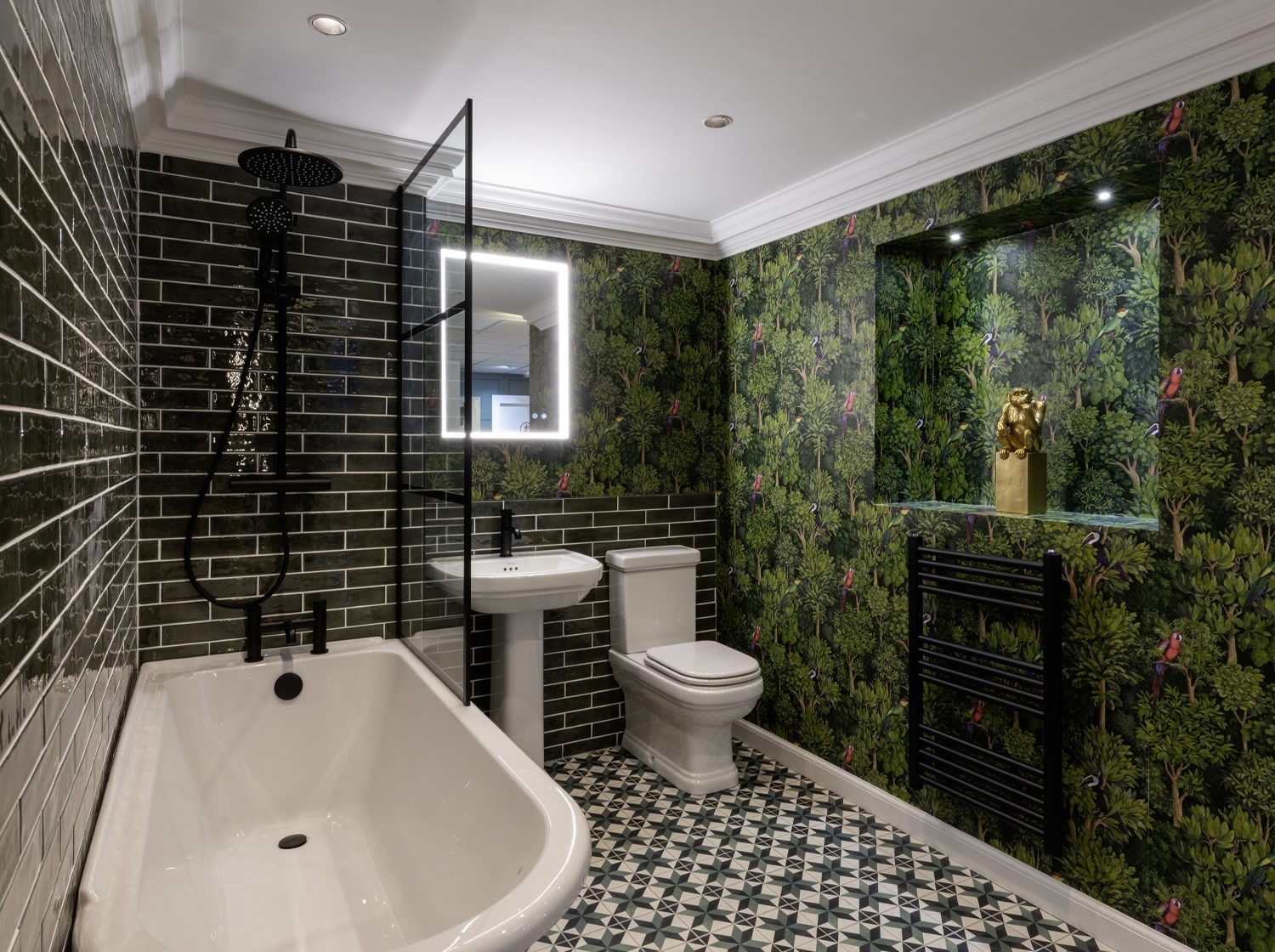 Classic & Contemporary